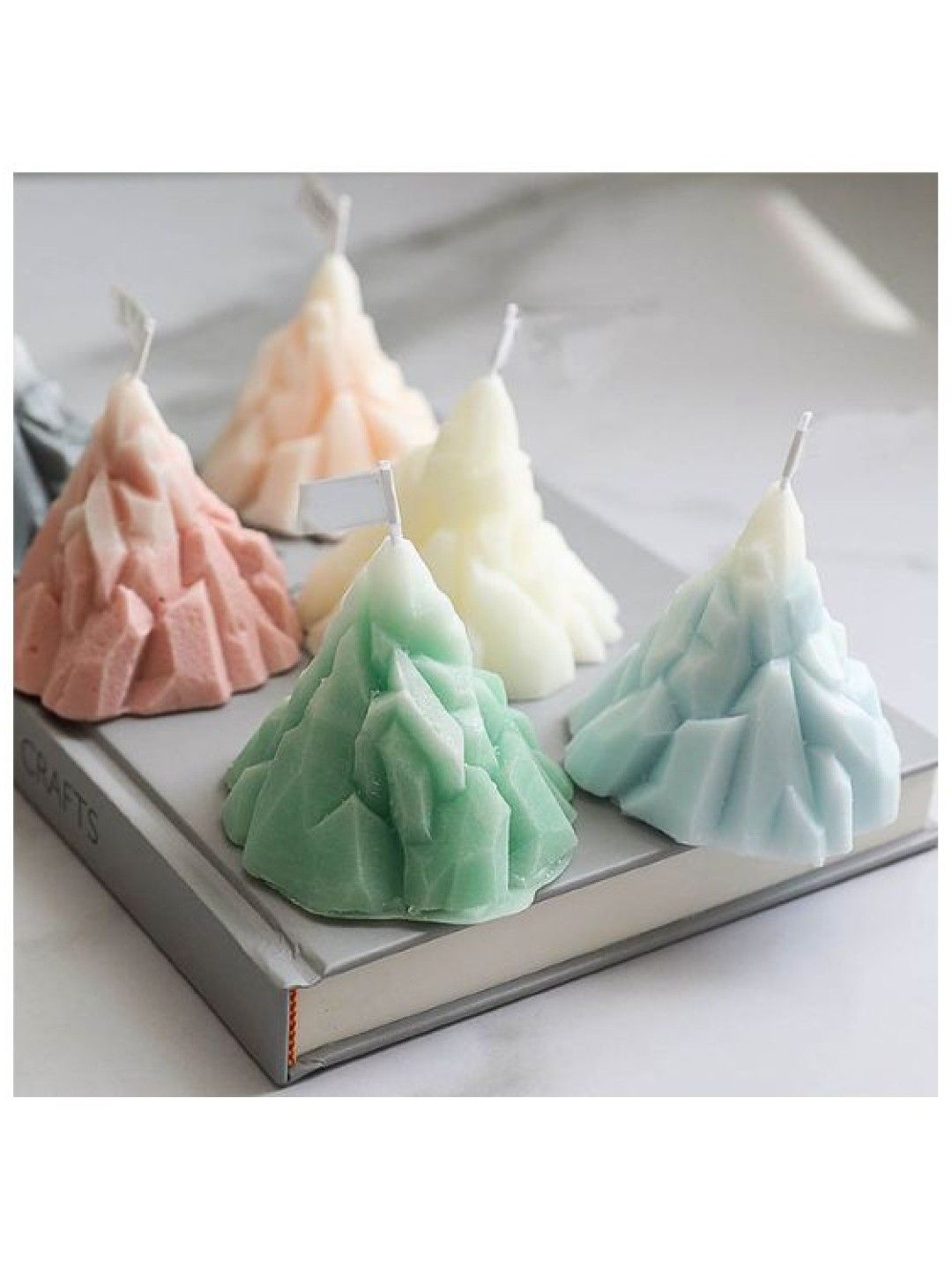 Scenti Iceberg Candle (Gray- Image 3)