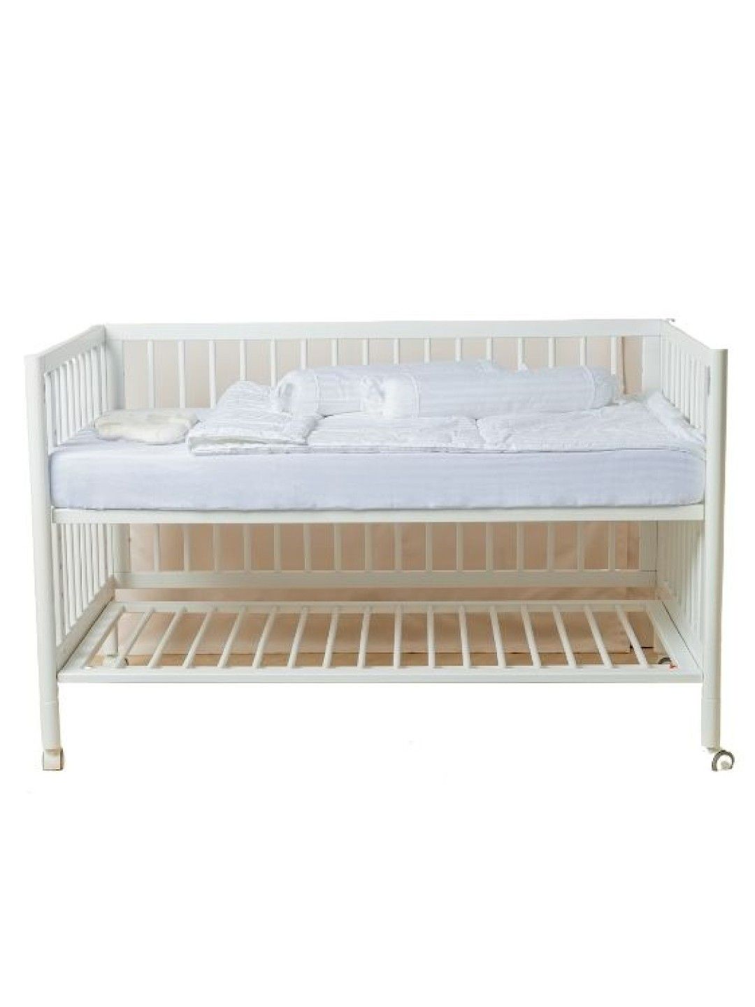 Lily and Tucker Cooper Standard 4-in-1 Crib (White- Image 1)