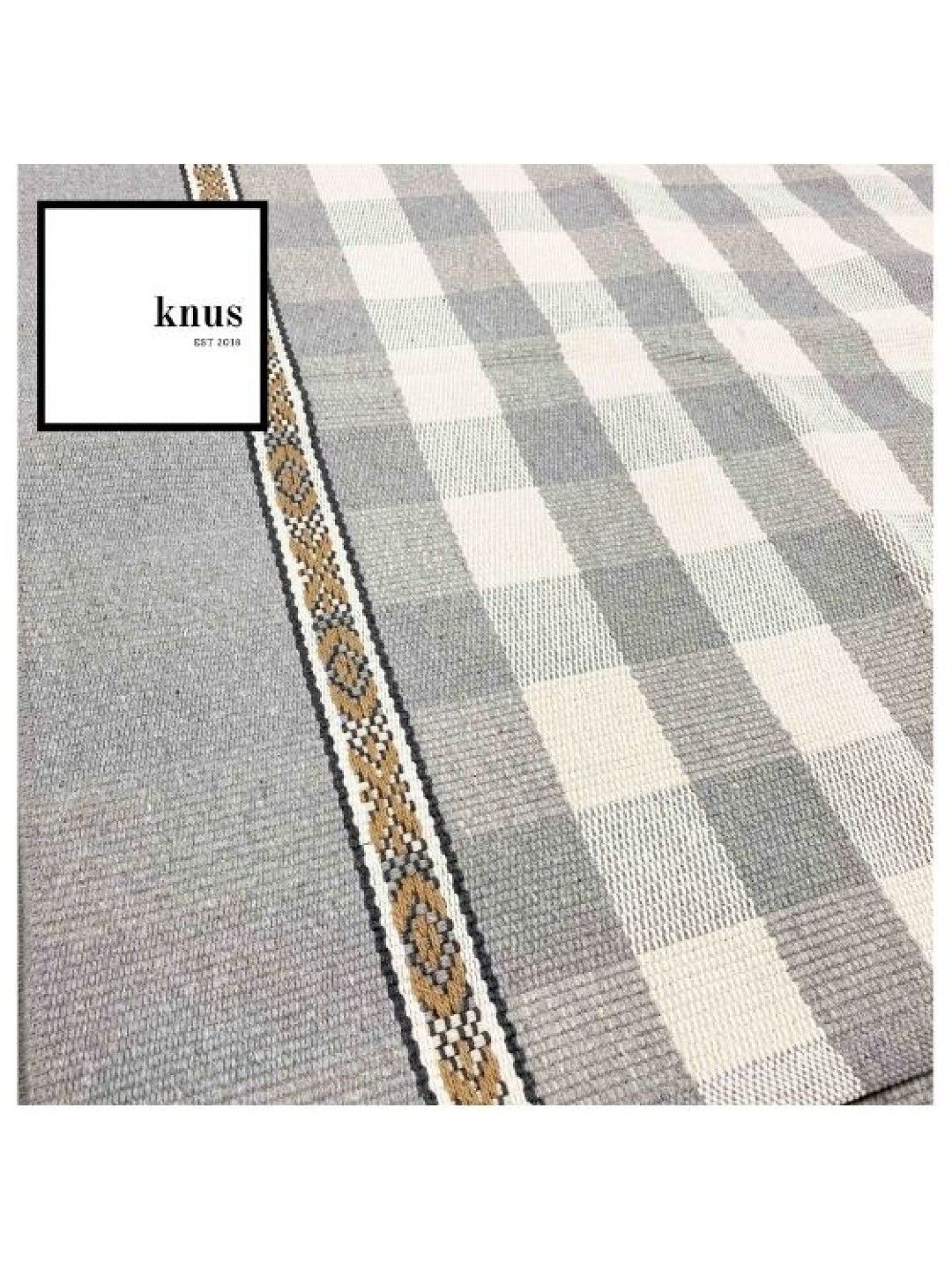 Knus PH Area Rug Carpet Balance