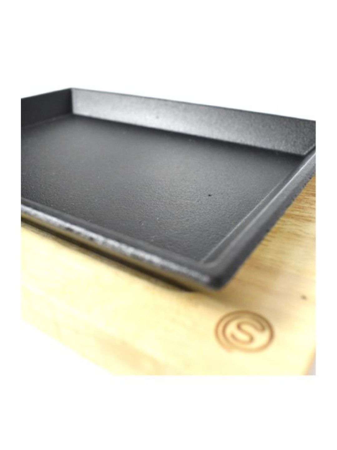 Sunbeams Lifestyle Slique Premium Cast Iron Rectangular Grill Plates with Rubber Wood Base
