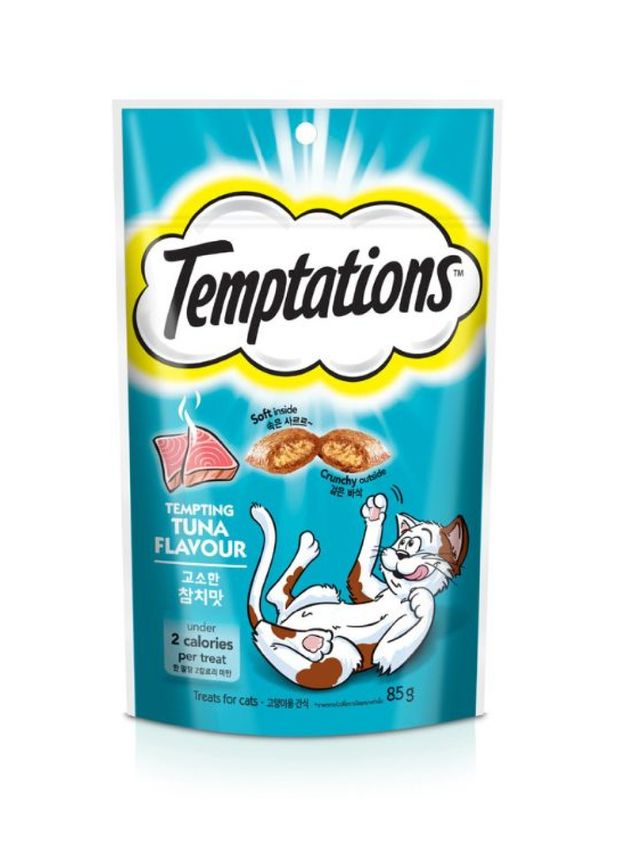 Temptations Cat Treats for Cats in Tempting Tuna Flavor 85g