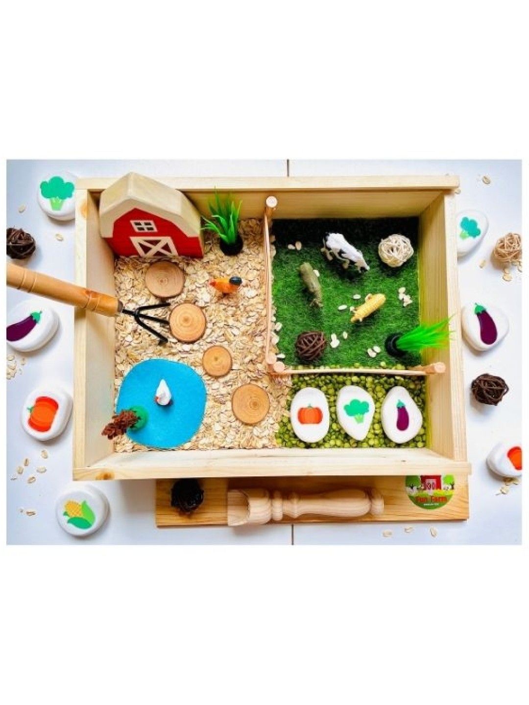 Learning Play Fun Farm Sensory Play Box (No Color- Image 2)