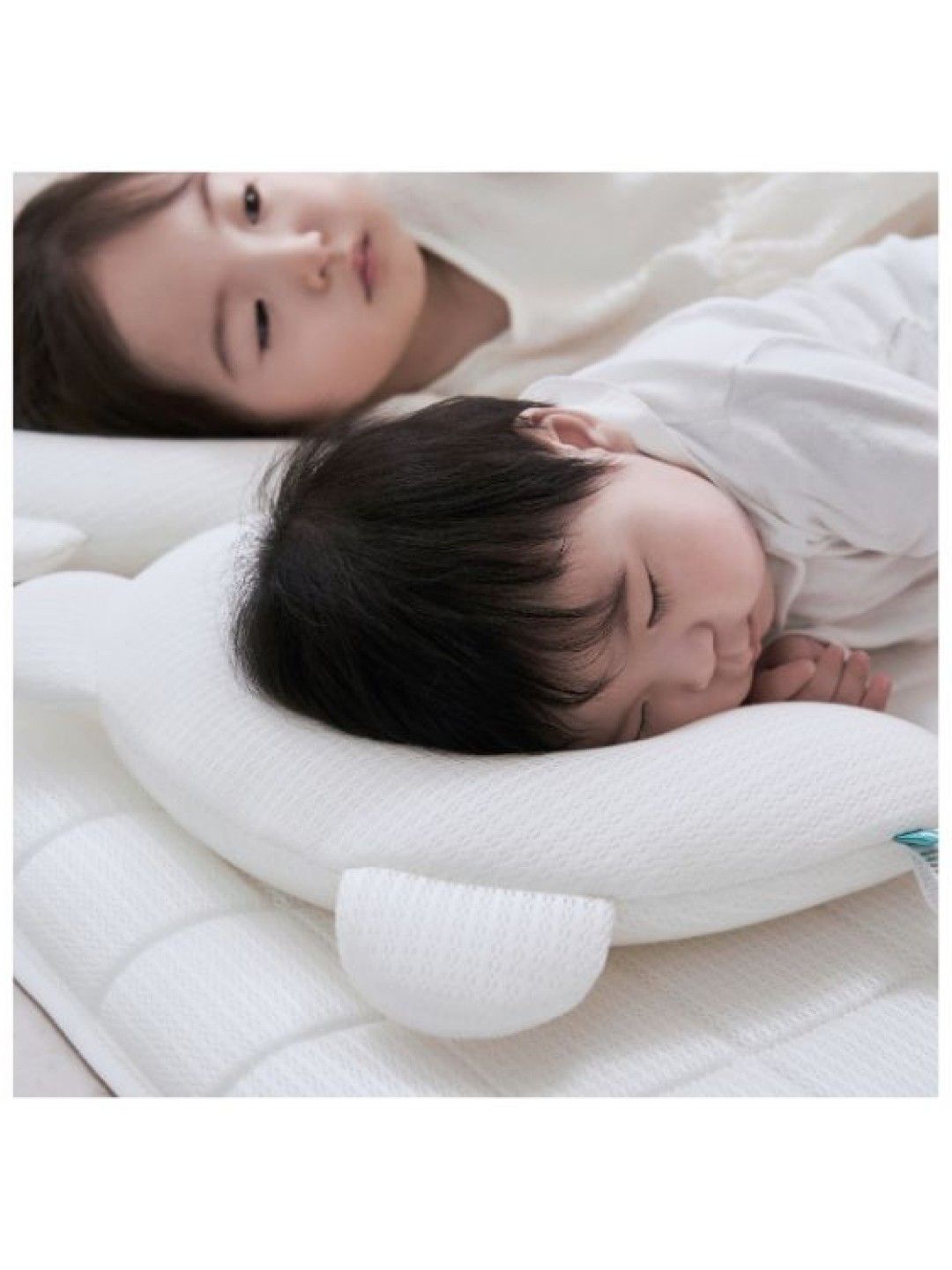 Poled Airluv Balance Pillow (White- Image 2)