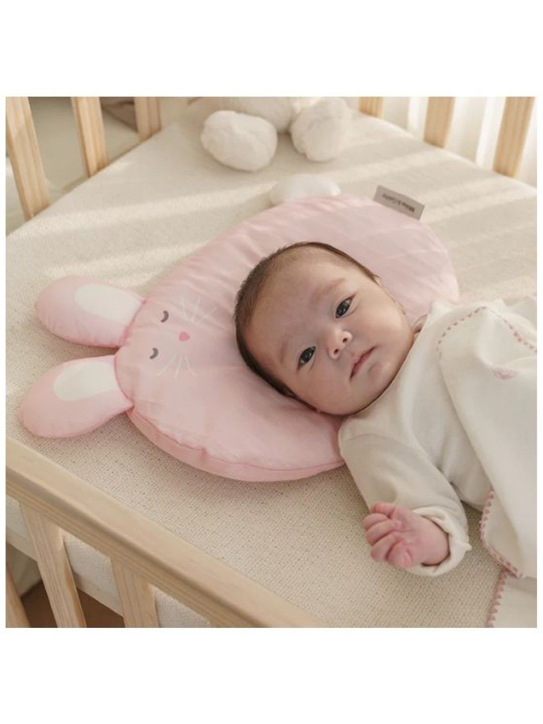 Milo & Gabby Newborn Pillow Case - Bebe Lola (No Color- Image 3)