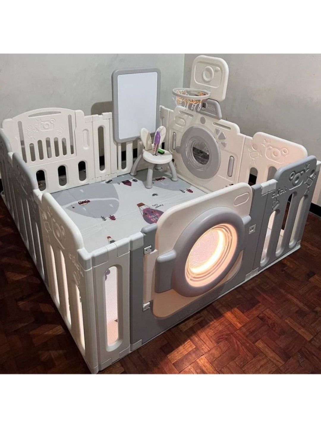QT Hub Camera Playfence Set (No Color- Image 3)