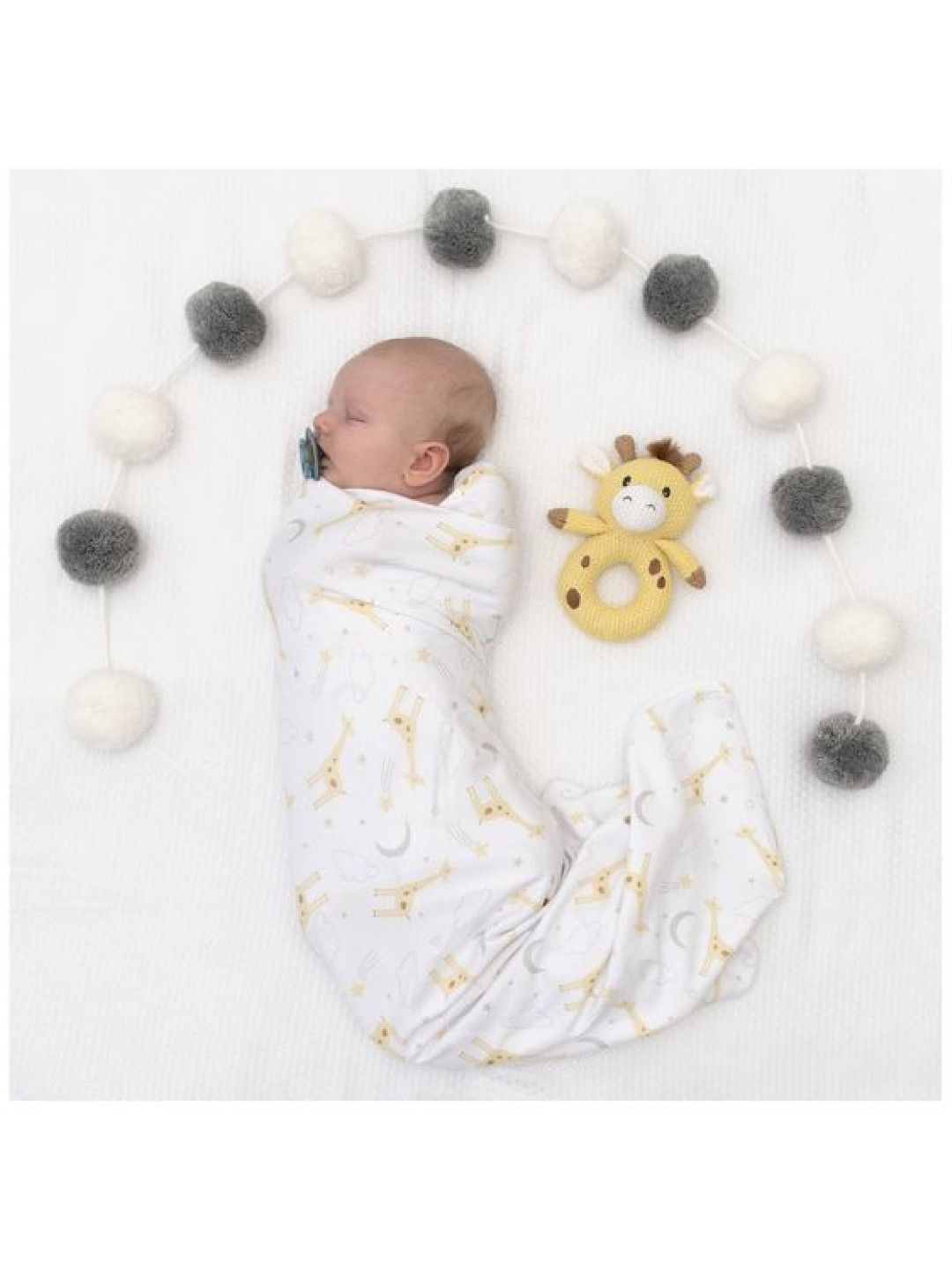 Living Textiles Jersey Swaddle & Rattle Gift Set - Noah/Giraffe (No Color- Image 3)
