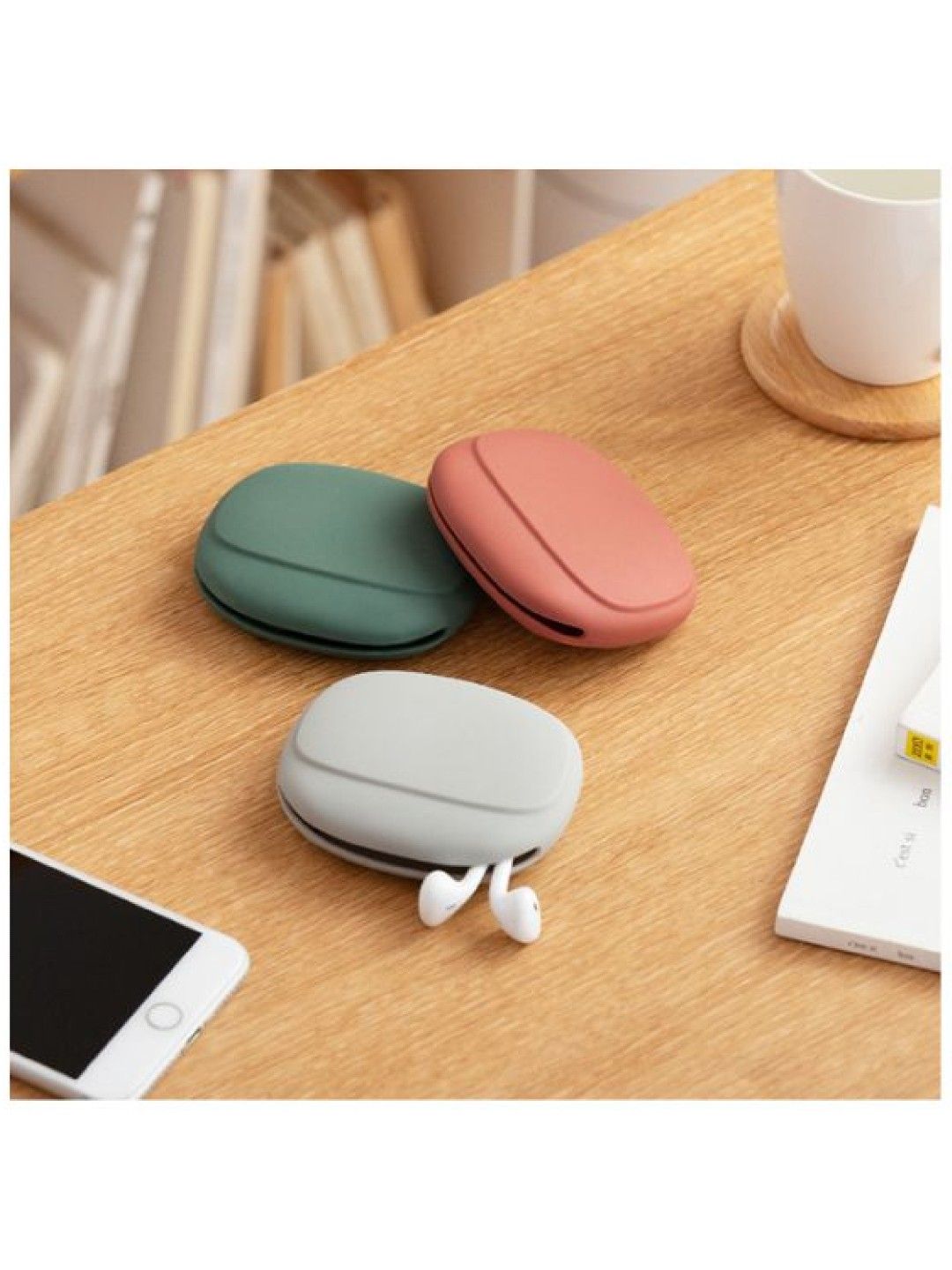 Scenti Sleek Portable Silicone Pouch Protector for Earphones Cable (Gray- Image 2)