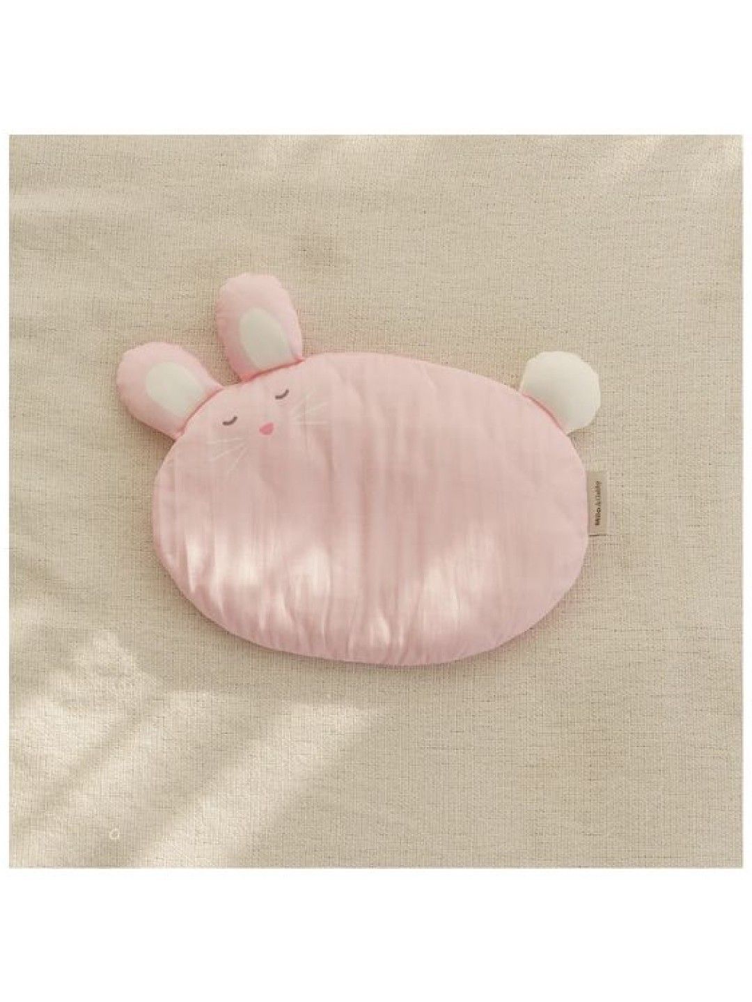 Milo & Gabby Newborn Pillow Case - Bebe Lola (No Color- Image 4)