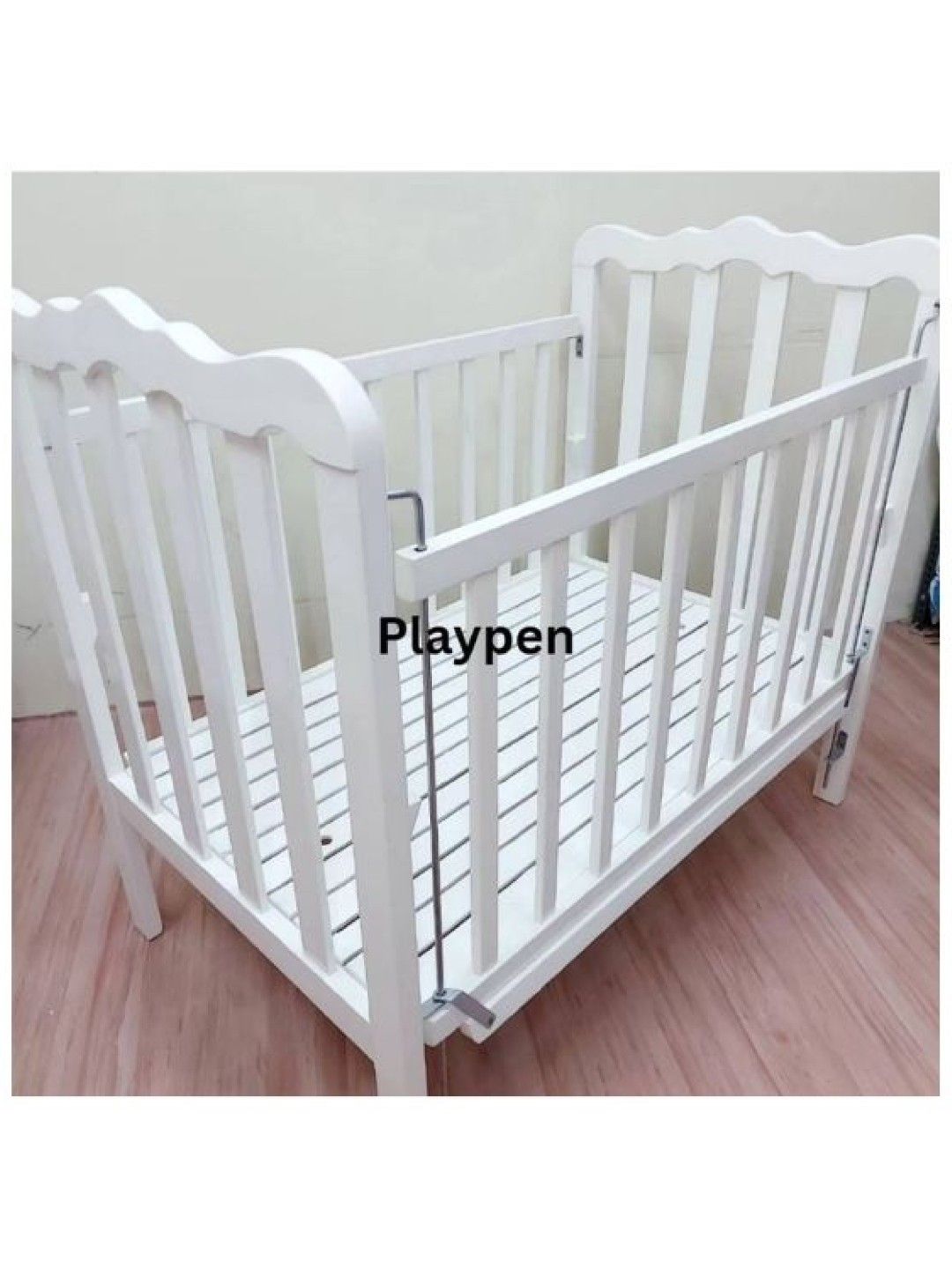 QT Hub Wooden Crib (No Color- Image 3)