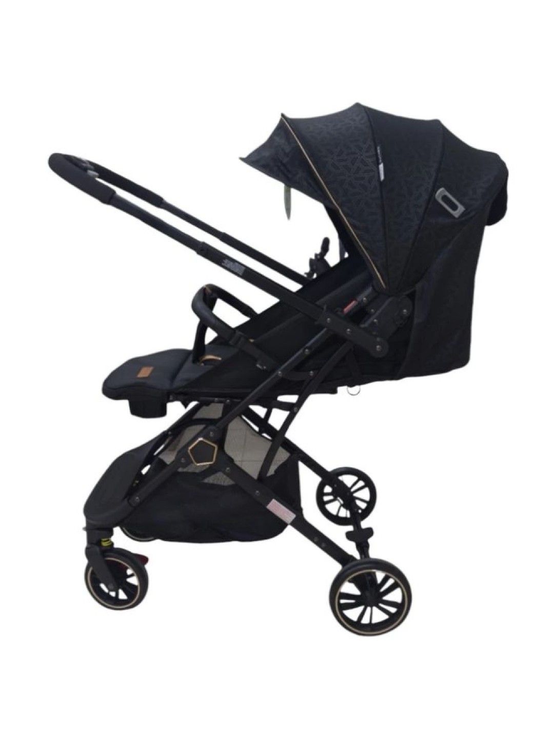 Apruva AXEL Deluxe Reversible Compact Stroller (Black- Image 3)