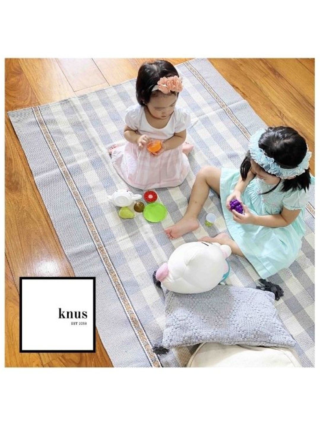 Knus PH Area Rug Carpet Balance (No Color- Image 4)