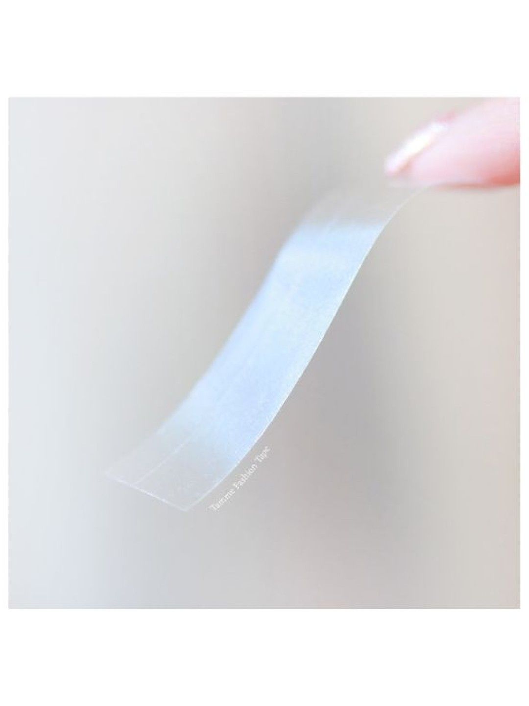 Tamme Invisible Fashion Tape (No Color- Image 4)