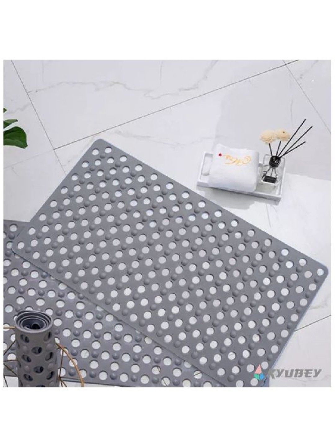 Kyubey Safety Shower Mat (Grey- Image 3)