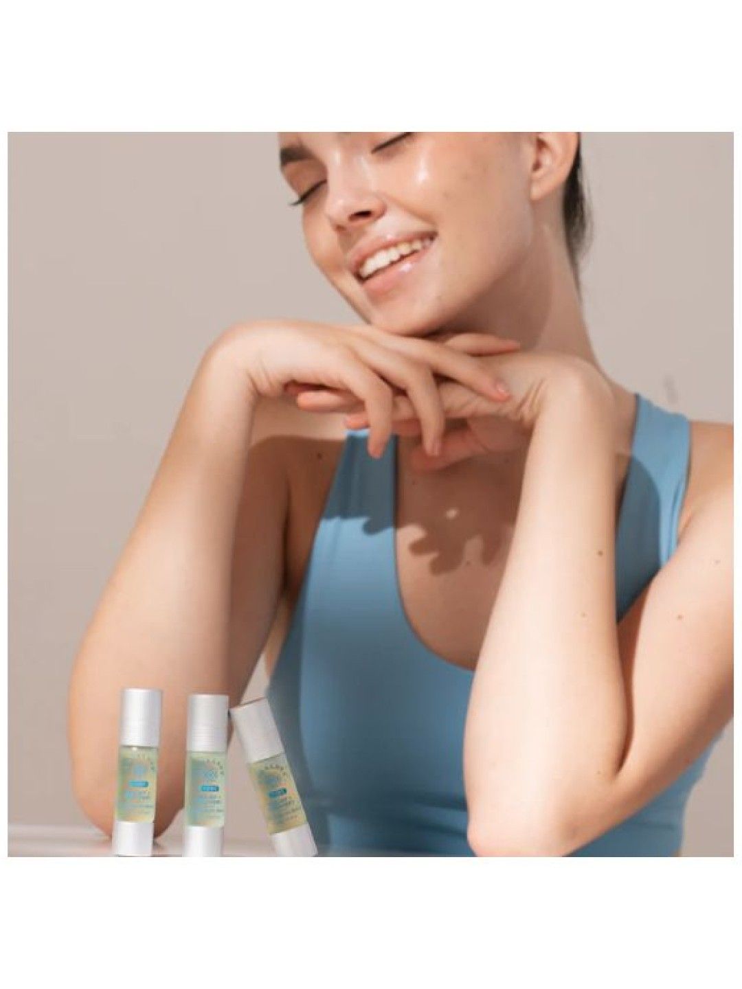 YogaLove Roll-On Essential Oil Relief + Recovery (6ml) (No Color- Image 4)
