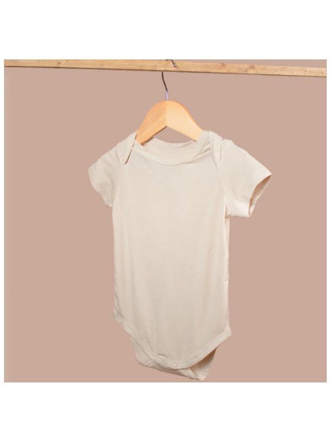 Baby Nene Shortsleeve Bamboo Onesie (Chai Tea Beige- Image 4)