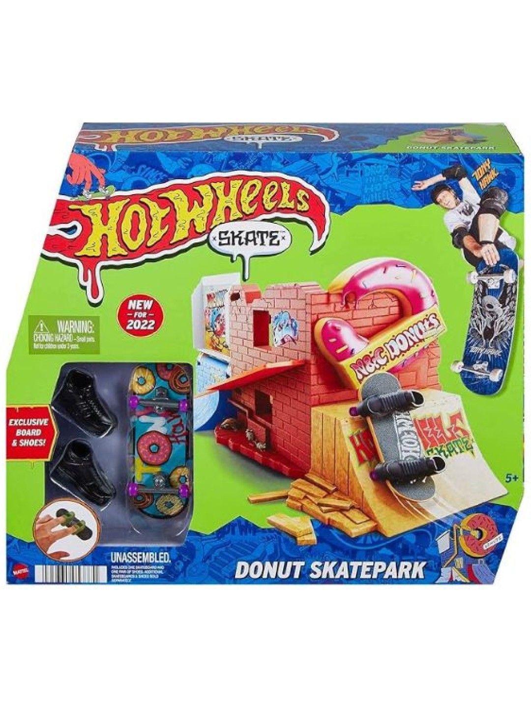 Hot Wheels Skate Donut Skatepark With 1 Fingerboard And 1 Pair Of Skate Shoes (No Color- Image 4)