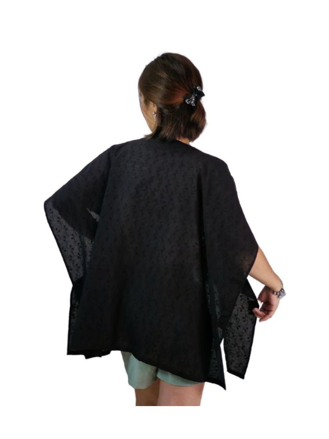 Sew Childhood Poncho Nursing Cover with Detachable Stiffener - Eyelet (Black- Image 3)