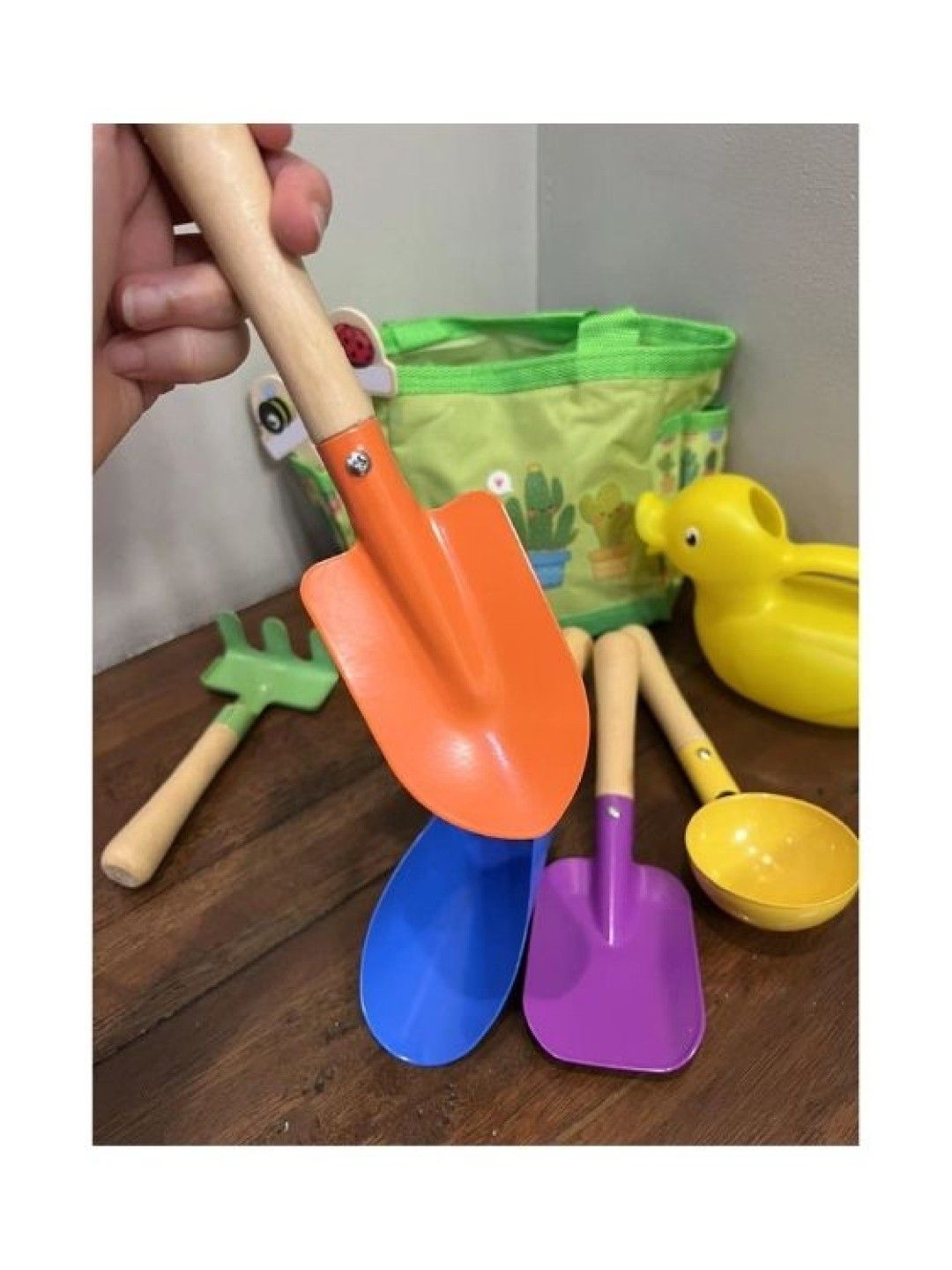 Hungry Hippo PH Gardening Tools Set (Green- Image 4)