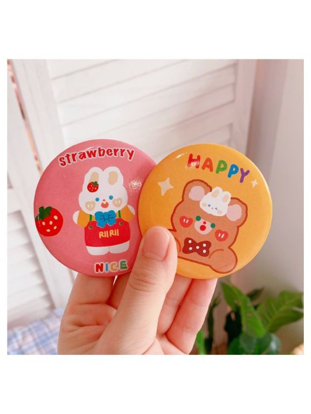 Scenti Portable and Handy Cute Mirror Korean Design 2-Piece Set (Happy- Image 2)