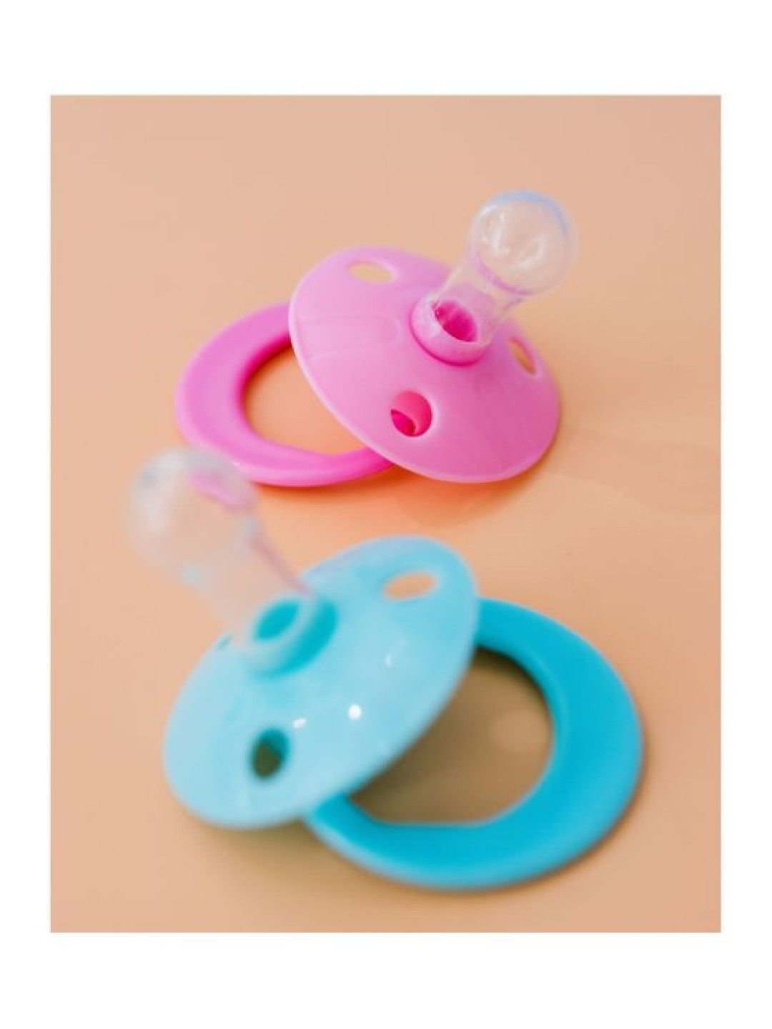 Bebeta Silicone Pacifier with Cover (Blue- Image 4)