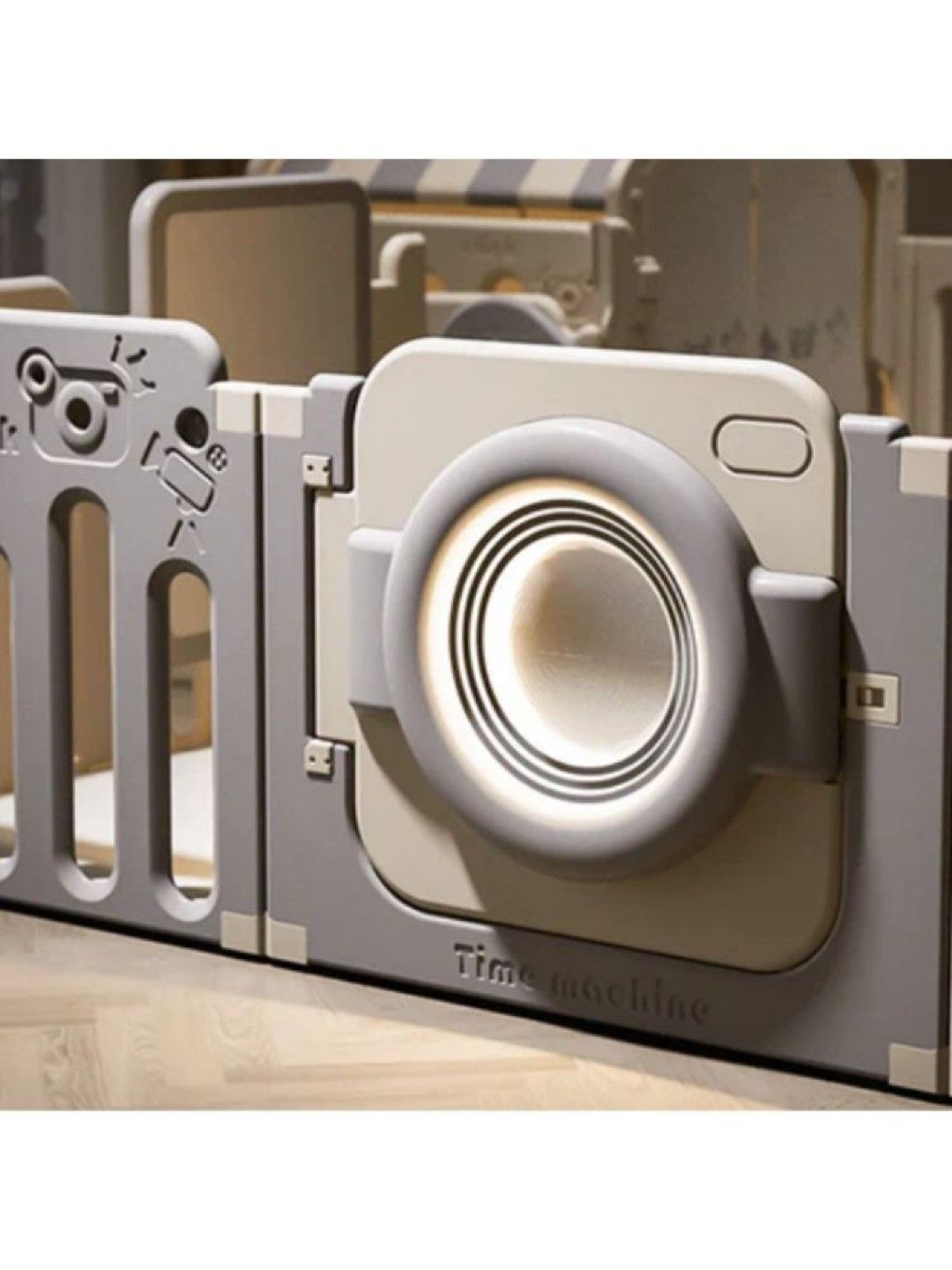 QT Hub Camera Playfence Set (No Color- Image 4)