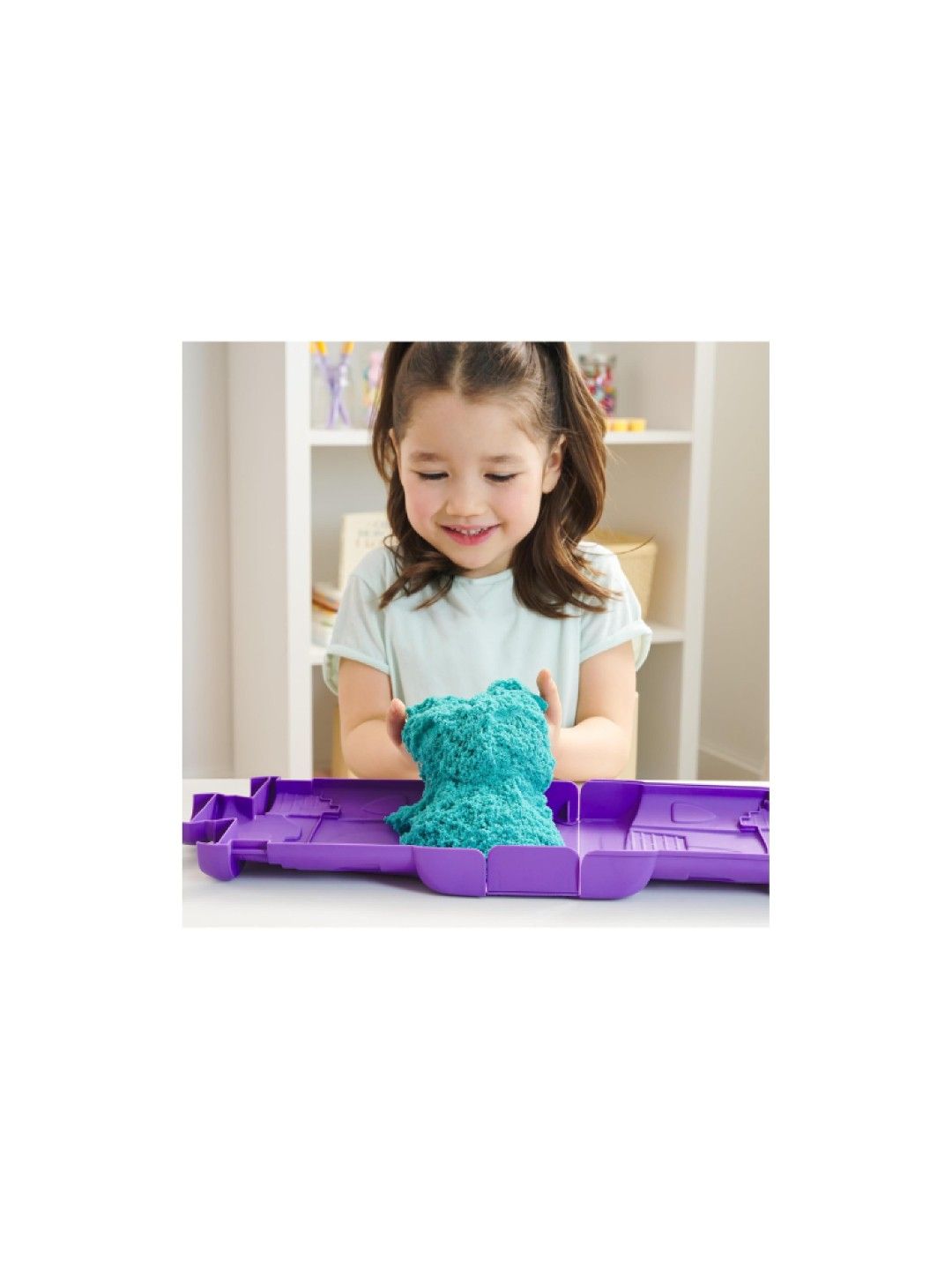 Kinetic Sand Castle Case Playset (No Color- Image 3)