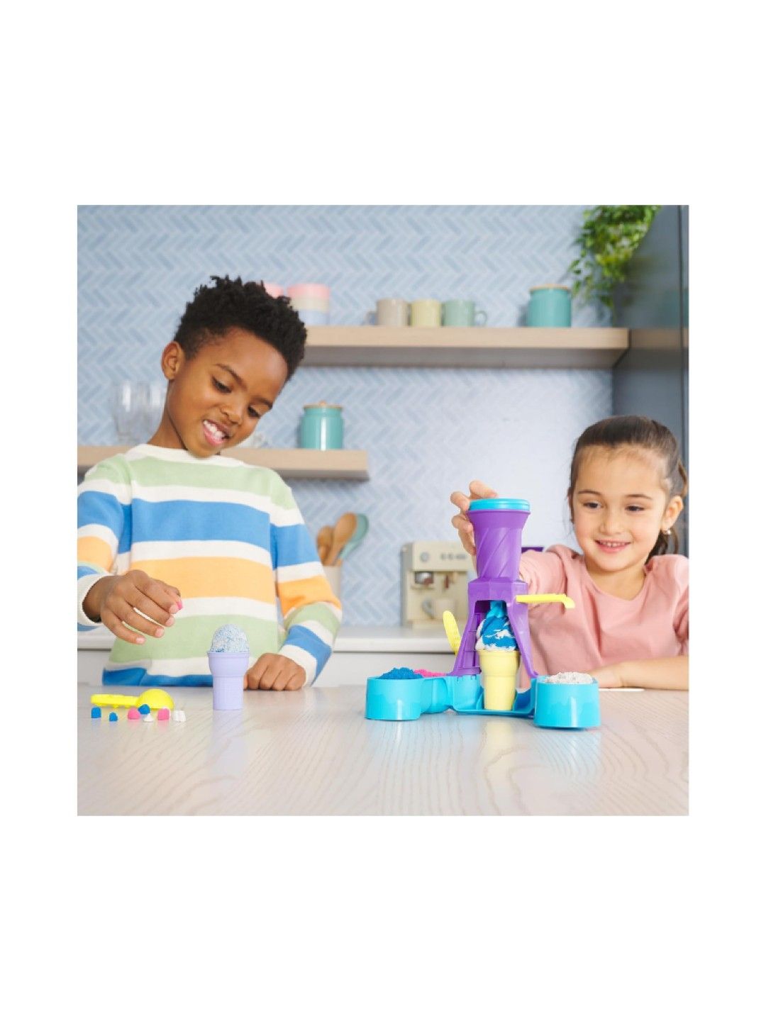 Kinetic Sand Soft Serve Station (No Color- Image 3)