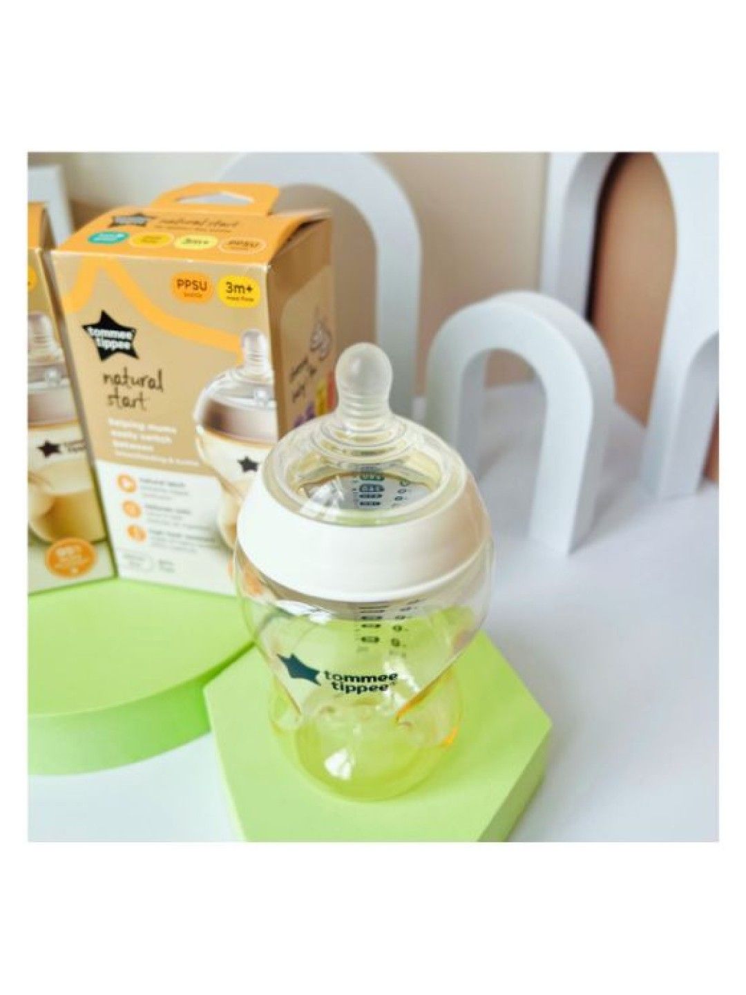 Tommee Tippee Natural Start PPSU Baby Bottle (2 x 9oz) - Medium Flow (No Color- Image 2)