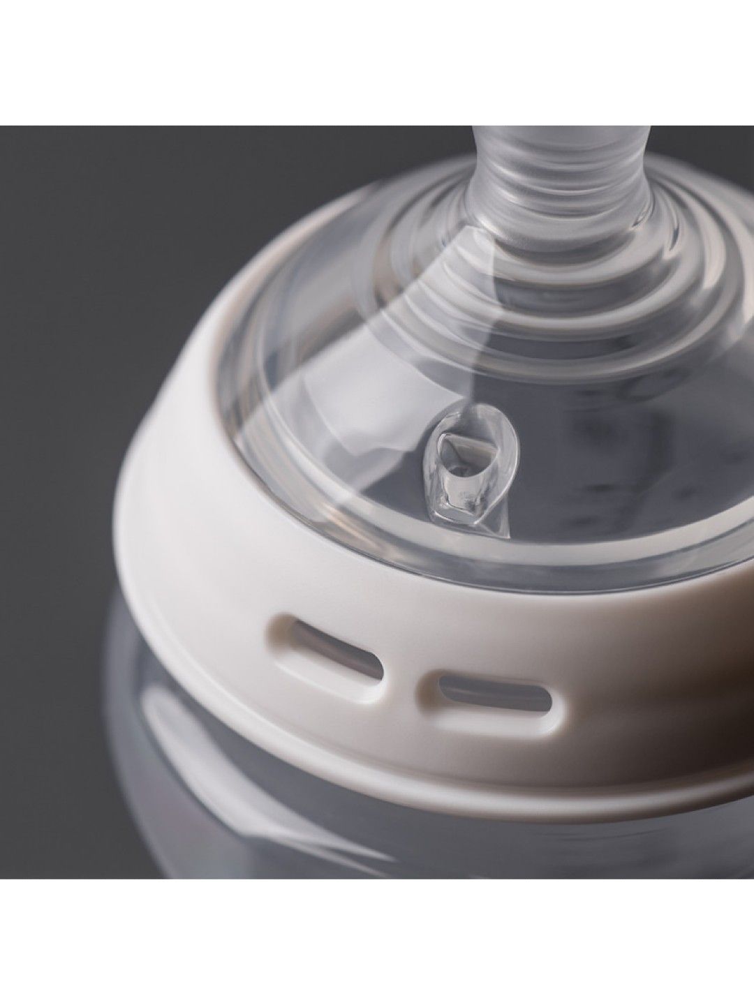 Tommee Tippee Natural Start PP Baby Bottles 150ml - Slow Flow (No Color- Image 3)