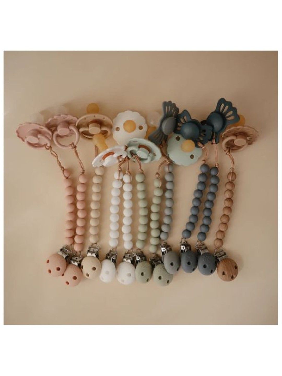 Mushie Silicone Pacifier Clip | Hera (Faux Wood- Image 2)