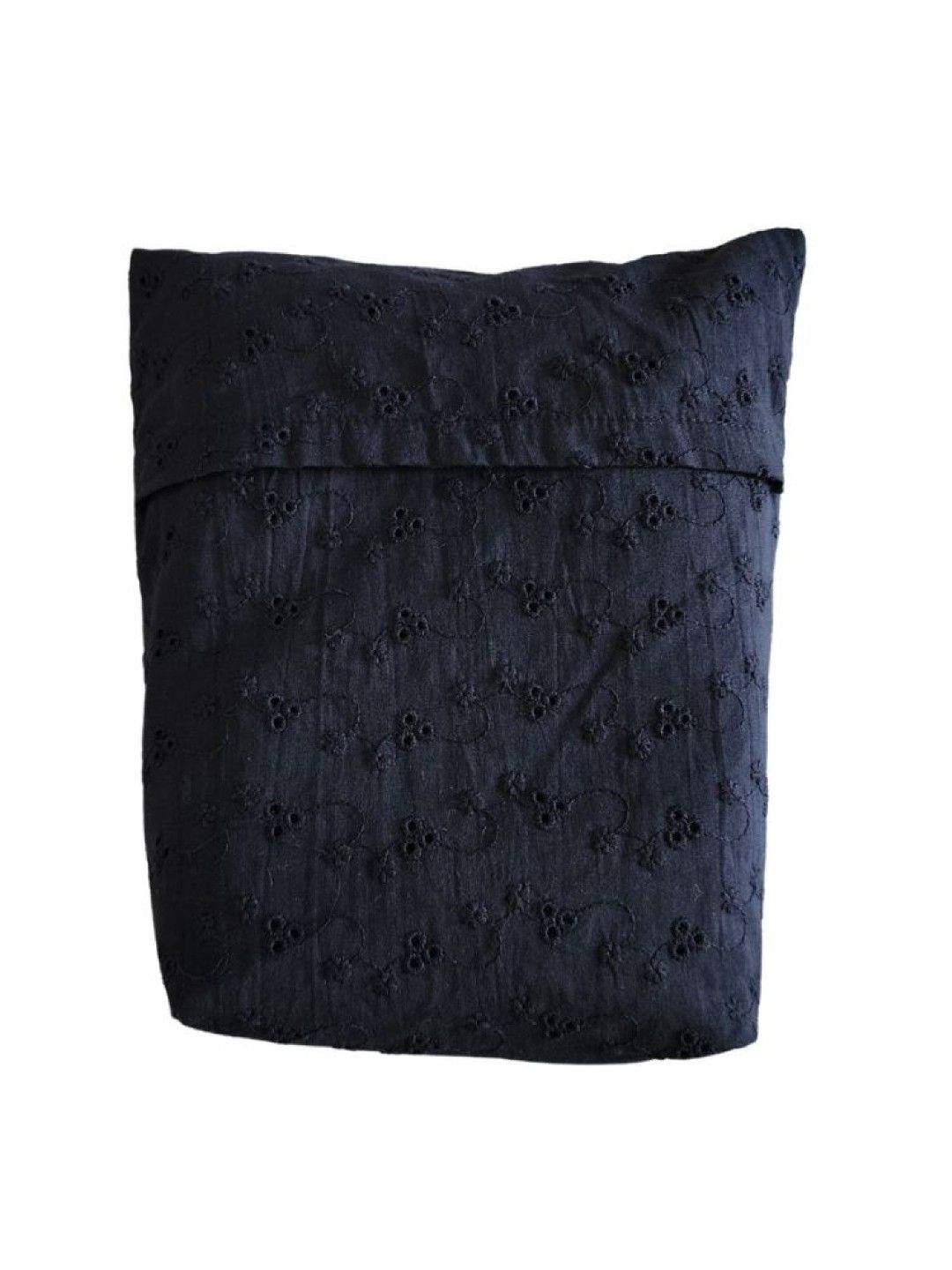 Sew Childhood Poncho Nursing Cover with Detachable Stiffener - Eyelet (Black- Image 4)