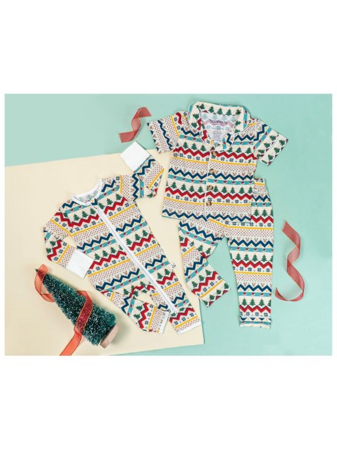 Bamberry Baby Zippered Romper (Christmas Sweater) (No Color- Image 2)