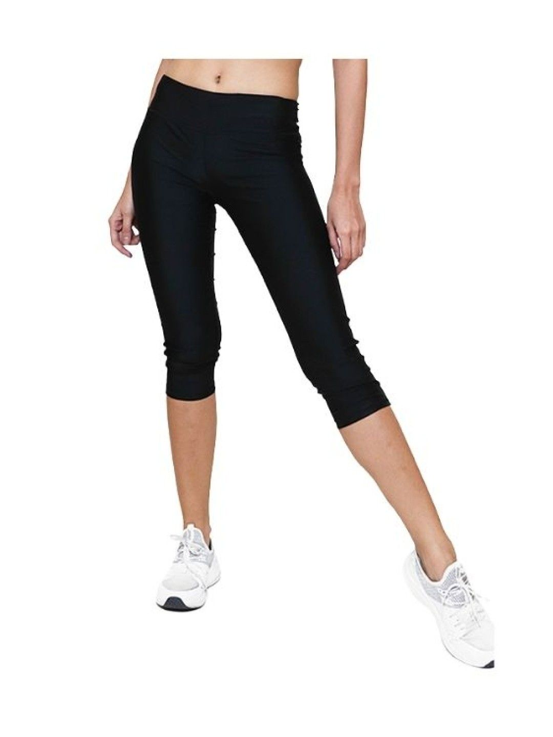 Womanly Dry Fit Capri (Black- Image 2)