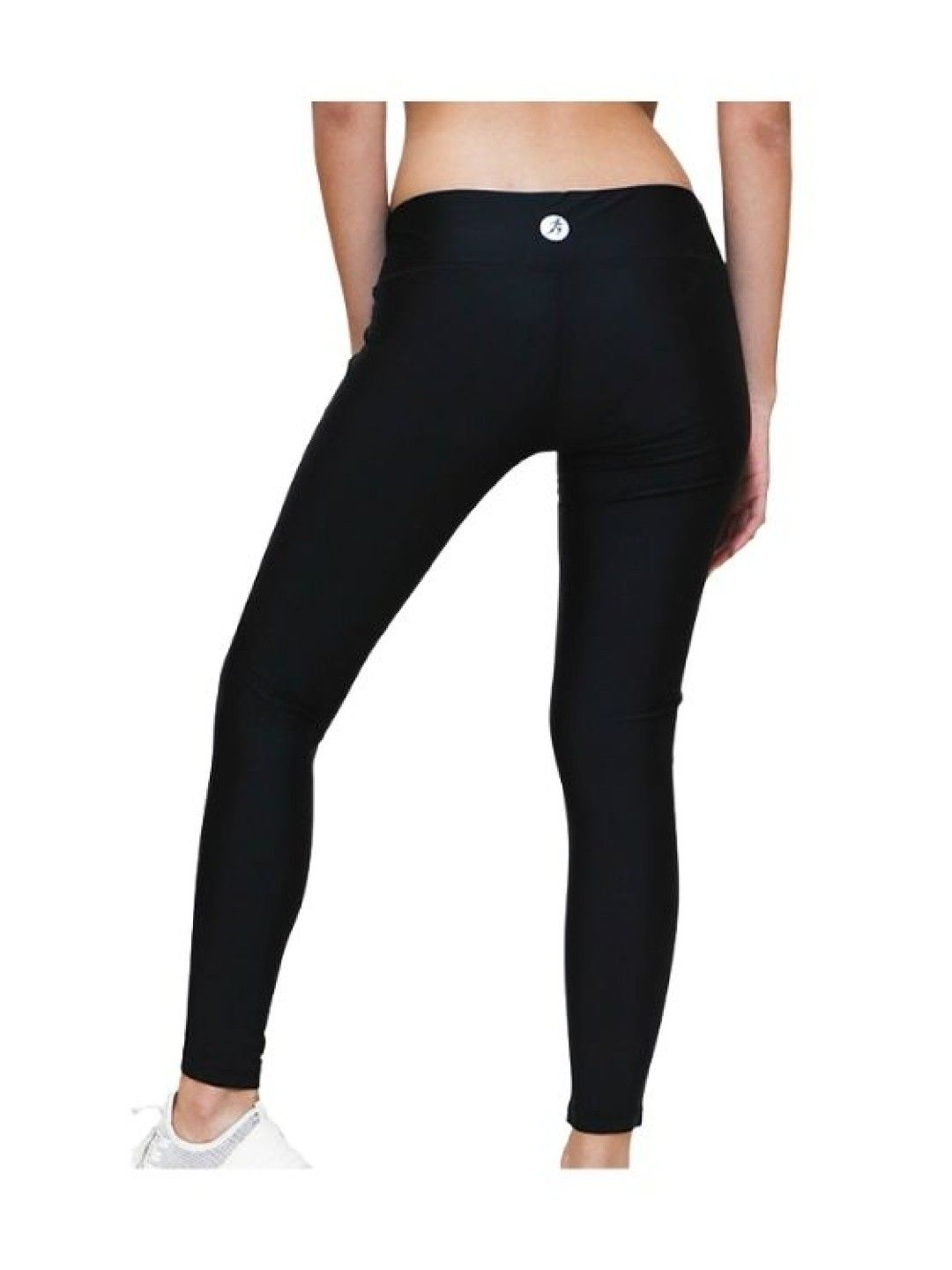 Womanly Dry Fit Leggings (Black- Image 3)