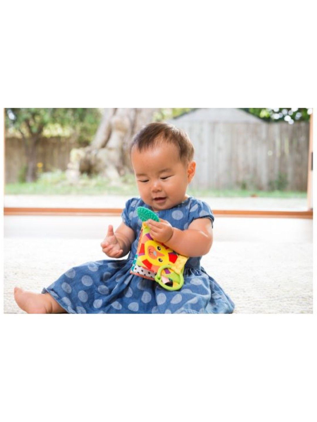 Infantino Link and Squeak Animal Crinkle Book with [FREE] Fun Time Duck (Assorted) (No Color- Image 2)