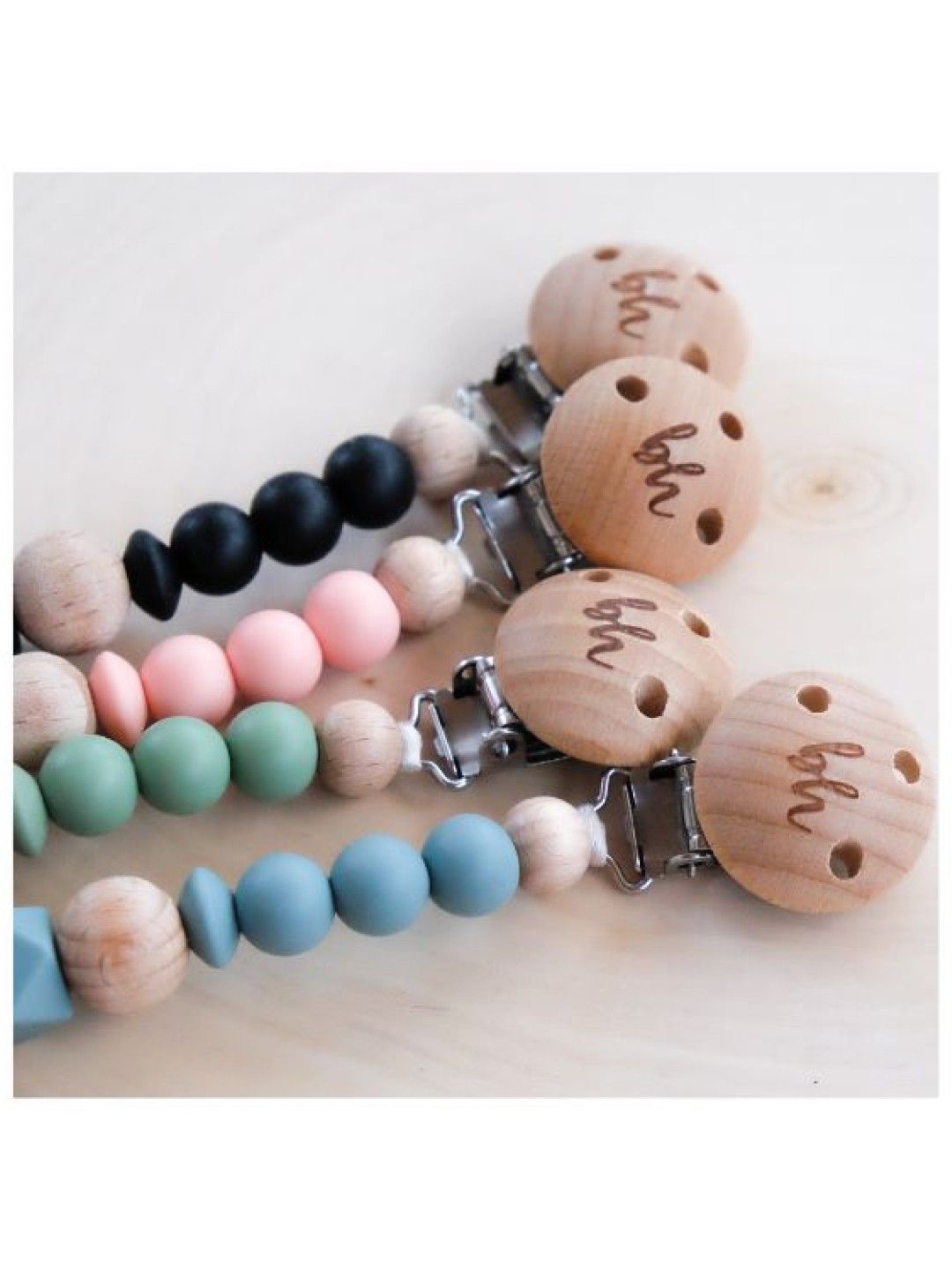 BooginHead PaciGrip Silicone & Wood Beaded Teether Clip (No Color- Image 3)