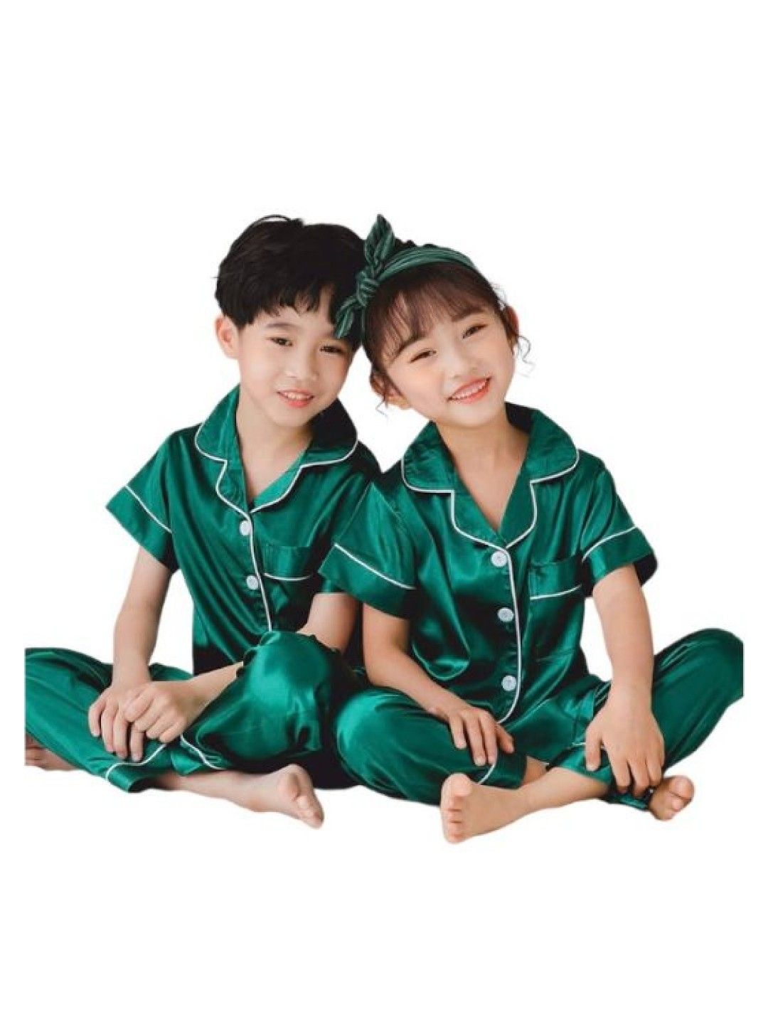 Seams 195 Green Silk Satin Pajama Set (Green- Image 1)