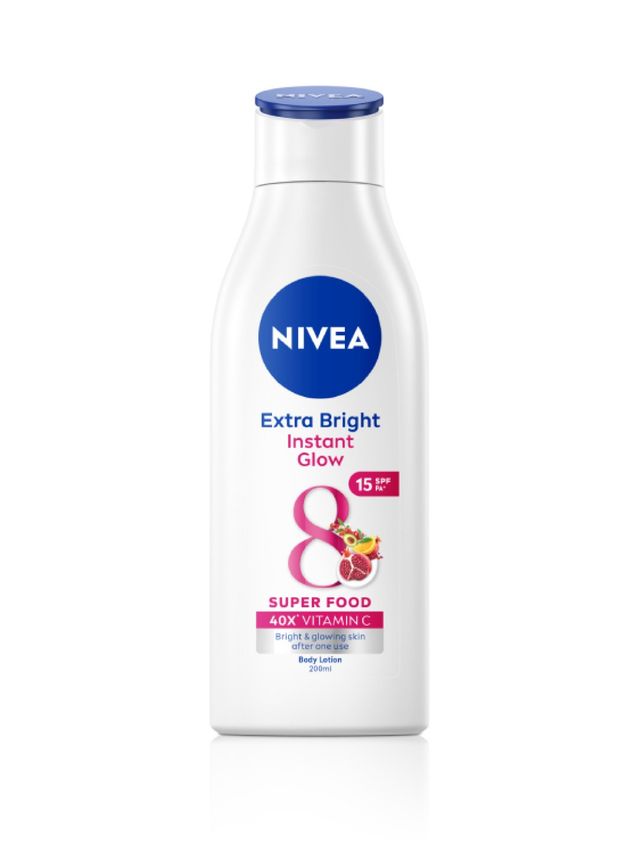 NIVEA Body Extra Bright Instant Glow Lotion SPF15 | edamama