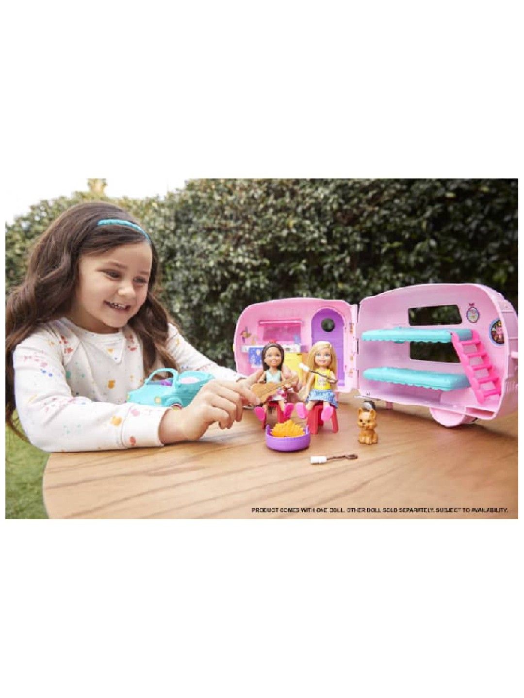 Barbie Club Chelsea™ Camper (No Color- Image 2)