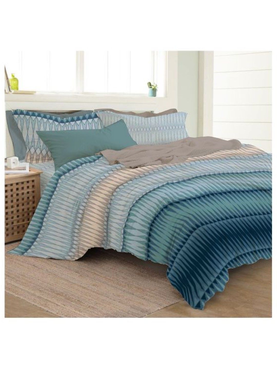 Lifestyle by Canadian Comforter Pick N Go 22 - Jazz (No Color- Image 3)