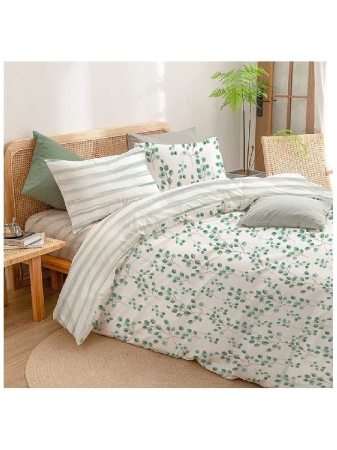 Lifestyle by Canadian 4-Piece Set Ls T300 USA 22 - Madison (No Color- Image 2)