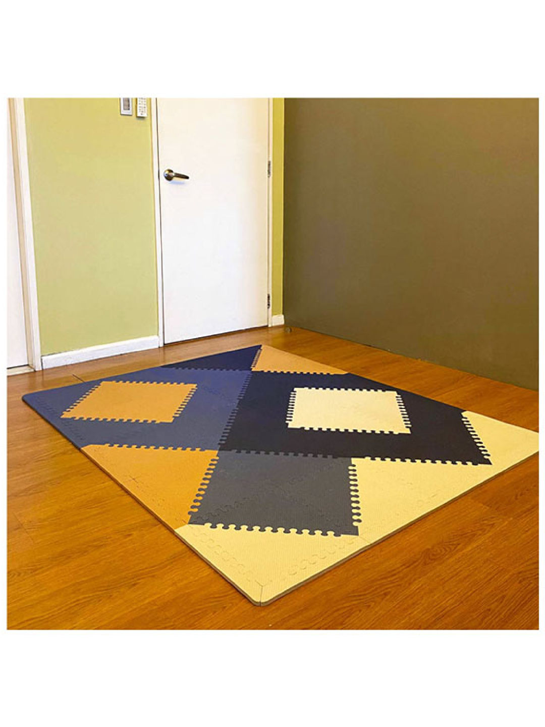 Rugmats Tommy Puzzle Mat (Ocean- Image 2)