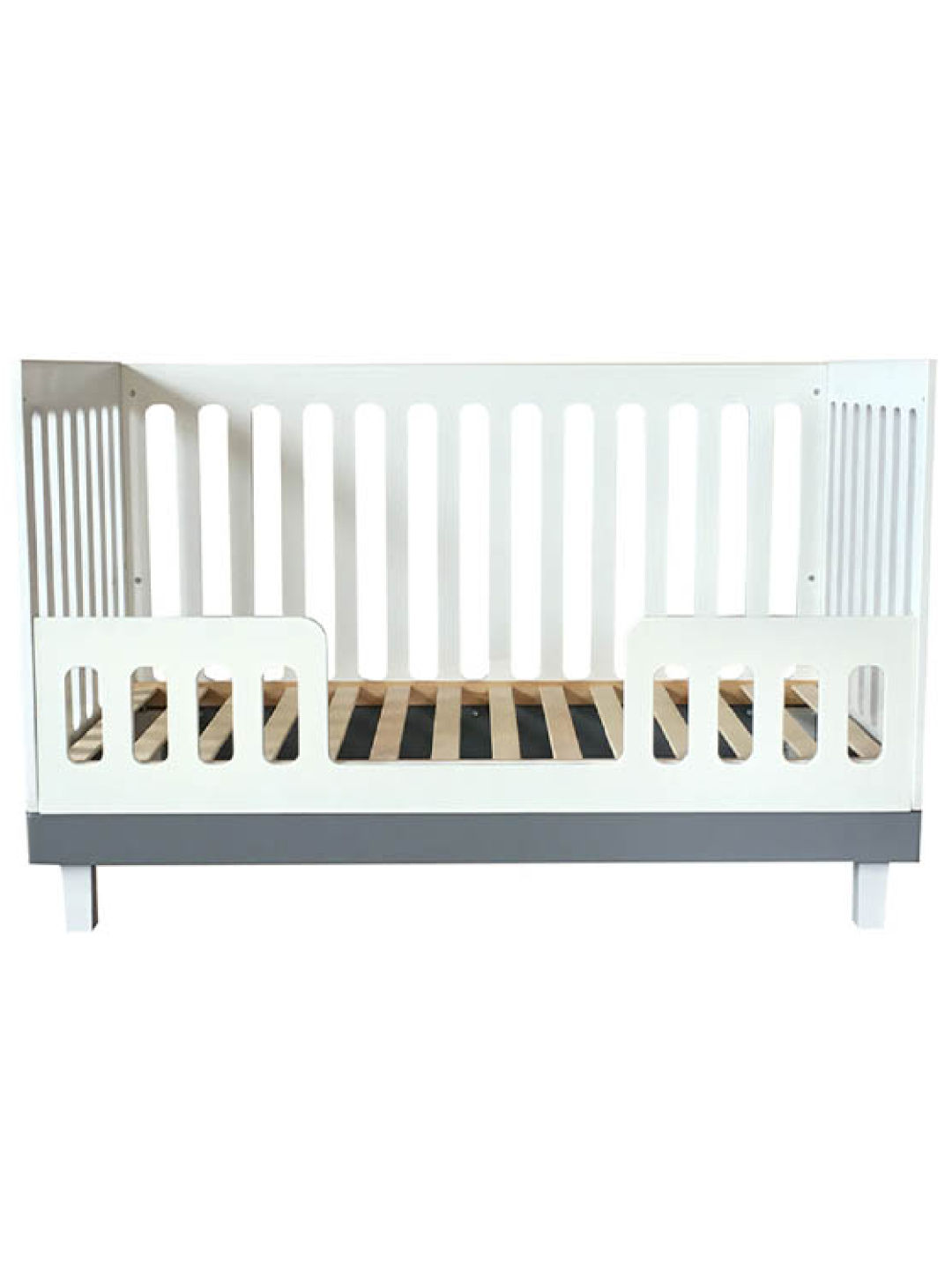 Cuddlebug Madison 3in1 Convertible Crib (Grey- Image 3)